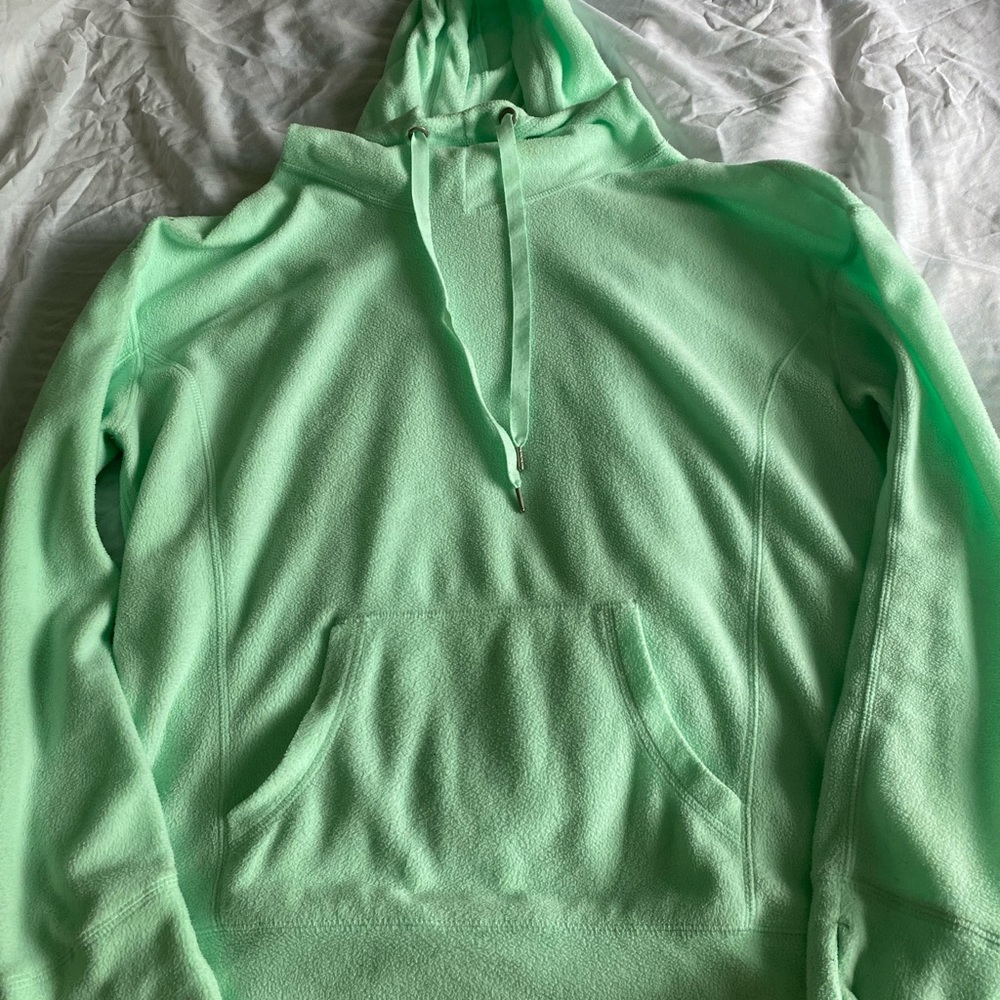 Tech gear size Large fleece hooded pull over.